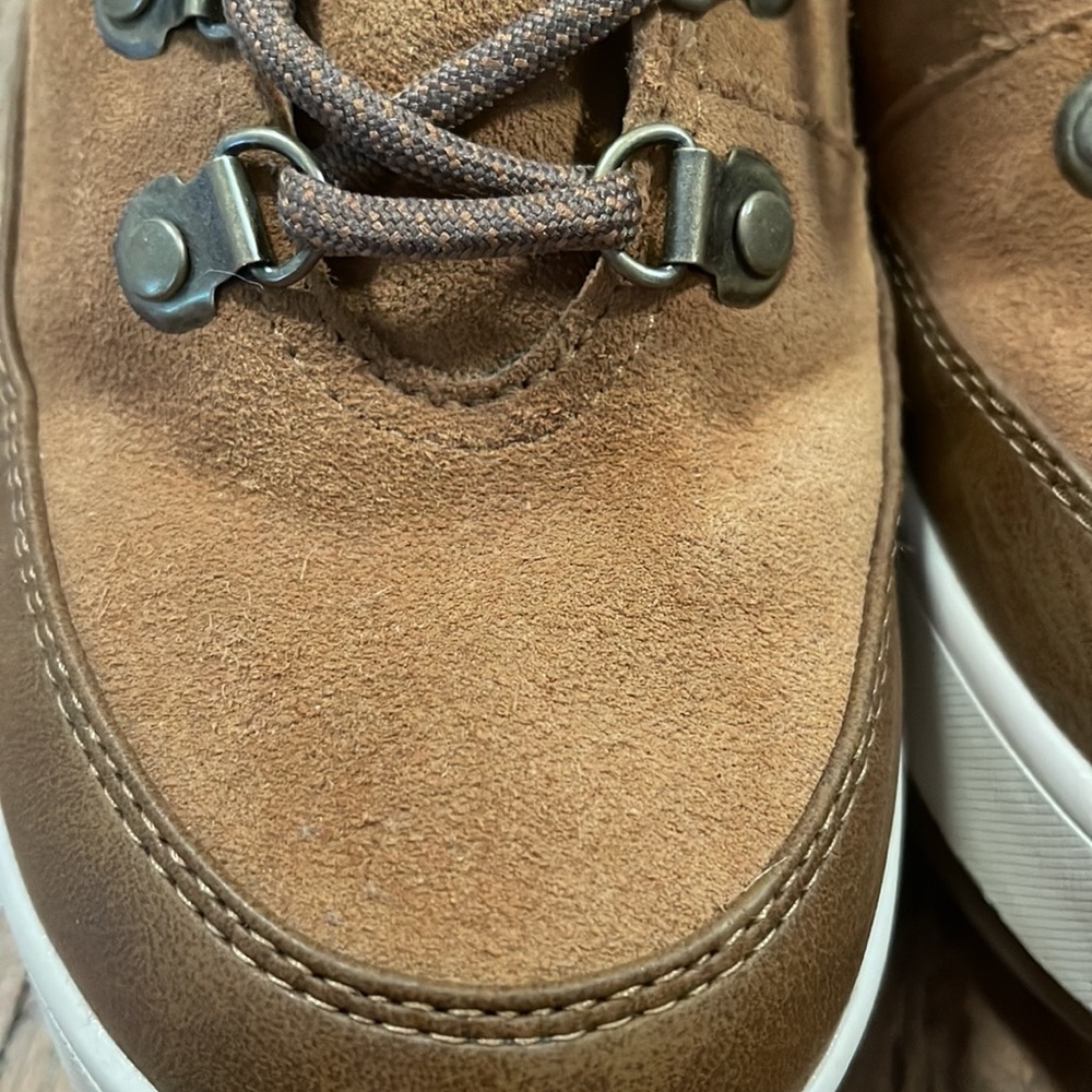 Koolaburra Tynlee Lace-Up Winter Boots for Outside Walking Boots Trendy - Picture 8 of 11
